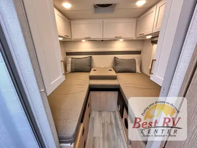 2026 Thor Motor Coach Four Winds Sprinter photo 40