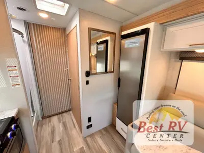 2026 Thor Motor Coach Four Winds Sprinter photo 35