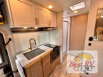 2026 Thor Motor Coach Four Winds Sprinter photo 33