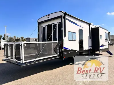 2026 Forest River RV Vengeance Rogue Armored photo 3