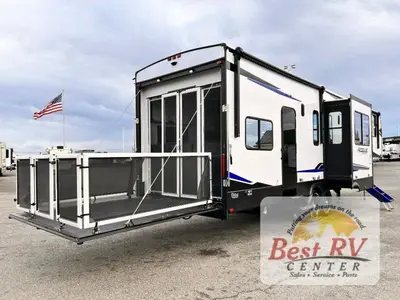 2026 Forest River RV Vengeance Rogue Armored photo 3