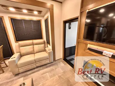 2026 Keystone RV Fuzion photo 36
