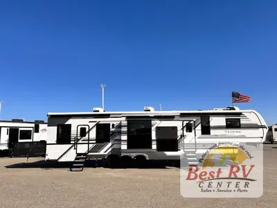 2026 Keystone RV Fuzion photo 2