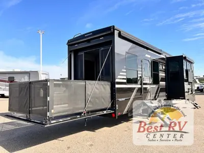 2026 Keystone RV Fuzion photo 4