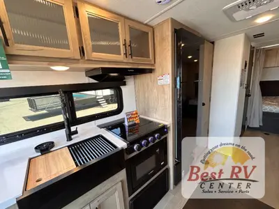 2026 Forest River RV Cherokee Grey Wolf Black Label photo 27