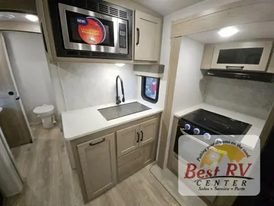 2025 Forest River RV Rockwood Ultra Lite photo 42