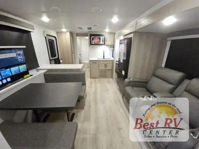 2025 Forest River RV Rockwood Ultra Lite photo 29