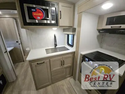 2025 Forest River RV Rockwood Ultra Lite photo 41