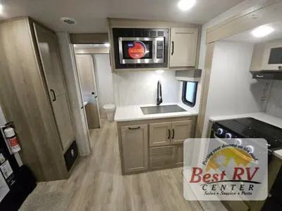 2025 Forest River RV Rockwood Ultra Lite photo 40