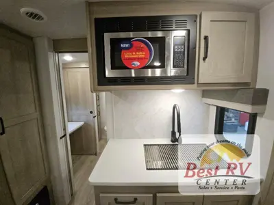 2025 Forest River RV Rockwood Ultra Lite photo 43