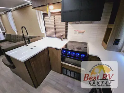 2025 Forest River RV Wildwood photo 38