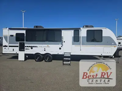 2025 Forest River RV Wildwood photo 2