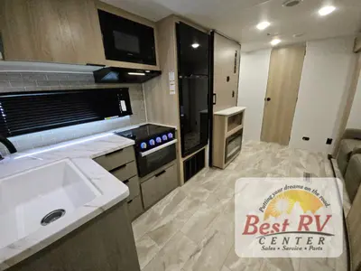 2025 Dutchmen RV Kodiak SE photo 38