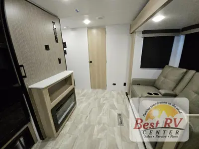 2025 Dutchmen RV Kodiak SE photo 42