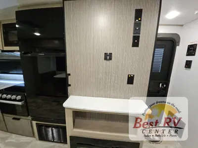2025 Dutchmen RV Kodiak SE photo 18