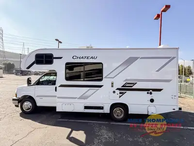 2026 Thor Motor Coach Chateau photo 4