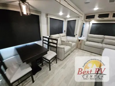 2025 Winnebago Industries Towables Voyage photo 31