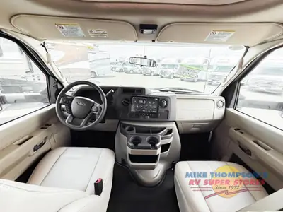 2026 Thor Motor Coach Chateau photo 7