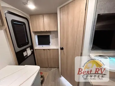 2025 Winnebago Micro Minnie photo 47