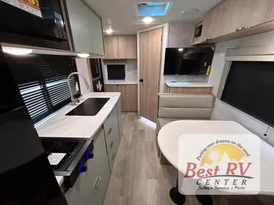 2025 Winnebago Micro Minnie photo 40