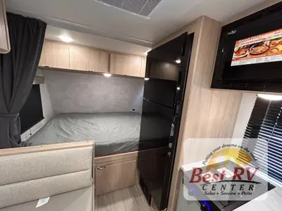 2025 Winnebago Micro Minnie photo 28
