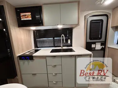 2025 Winnebago Micro Minnie photo 19