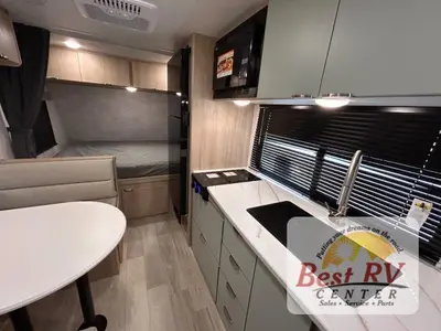 2025 Winnebago Micro Minnie photo 17
