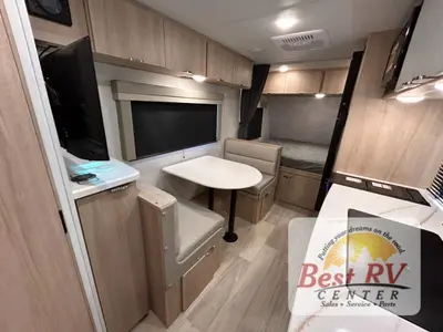 2025 Winnebago Micro Minnie photo 12