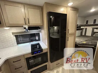 2026 Ember RV E-Series photo 35