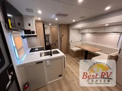 2026 Winnebago Thrive photo 13