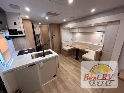 2026 Winnebago Thrive photo 12