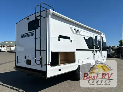 2026 Winnebago Thrive photo 4