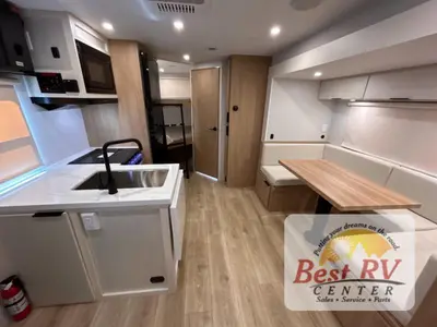 2026 Winnebago Thrive photo 22