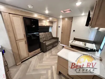 2026 Ember RV E-Series photo 10