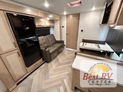 2026 Ember RV E-Series photo 12