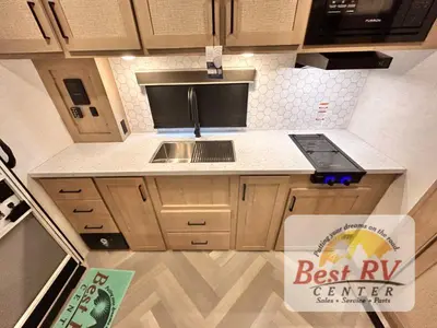 2026 Ember RV E-Series photo 38