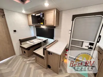 2026 Ember RV E-Series photo 42