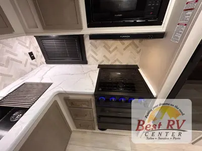 2026 Forest River RV Wildwood Heritage Glen Hyper-Lyte photo 34