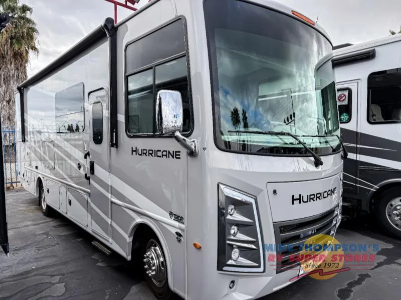 2026 Thor Motor Coach Hurricane exterior
