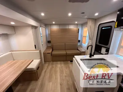 2026 Winnebago Thrive photo 49