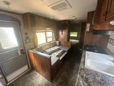 Used 2015 Keystone Hideout 21THWE