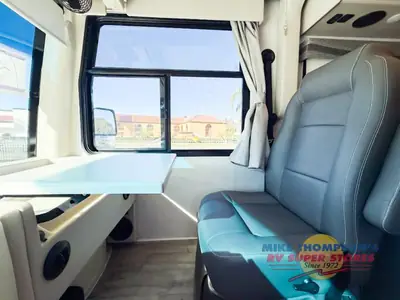 2026 Thor Motor Coach Outlaw Wild West Edition photo 13