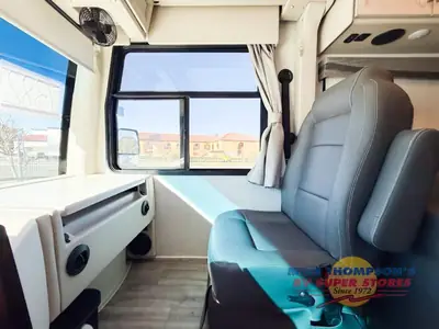 2026 Thor Motor Coach Outlaw Wild West Edition photo 12