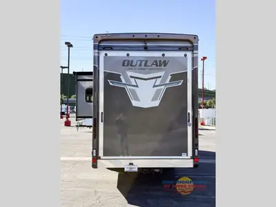 2026 Thor Motor Coach Outlaw Wild West Edition photo 6