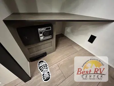 2026 Forest River RV Cherokee Alpha Wolf photo 38