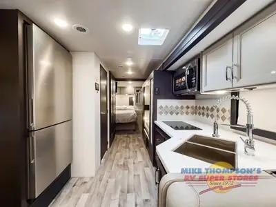 2026 Thor Motor Coach Palazzo GT photo 20