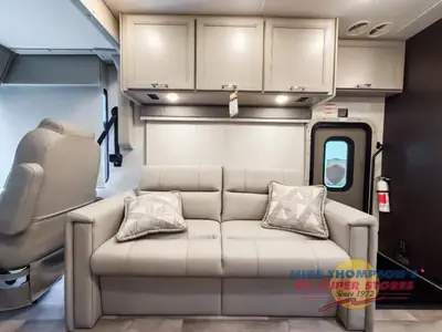 2026 Thor Motor Coach Palazzo GT photo 16