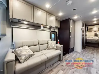 2026 Thor Motor Coach Palazzo GT photo 15