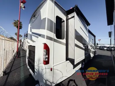 2026 Thor Motor Coach Palazzo GT photo 6