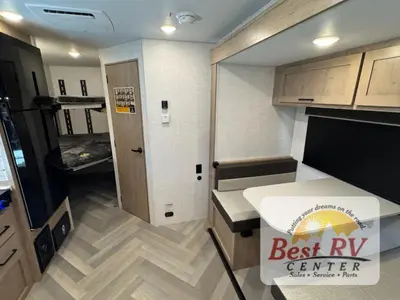2026 Ember RV E-Series photo 17